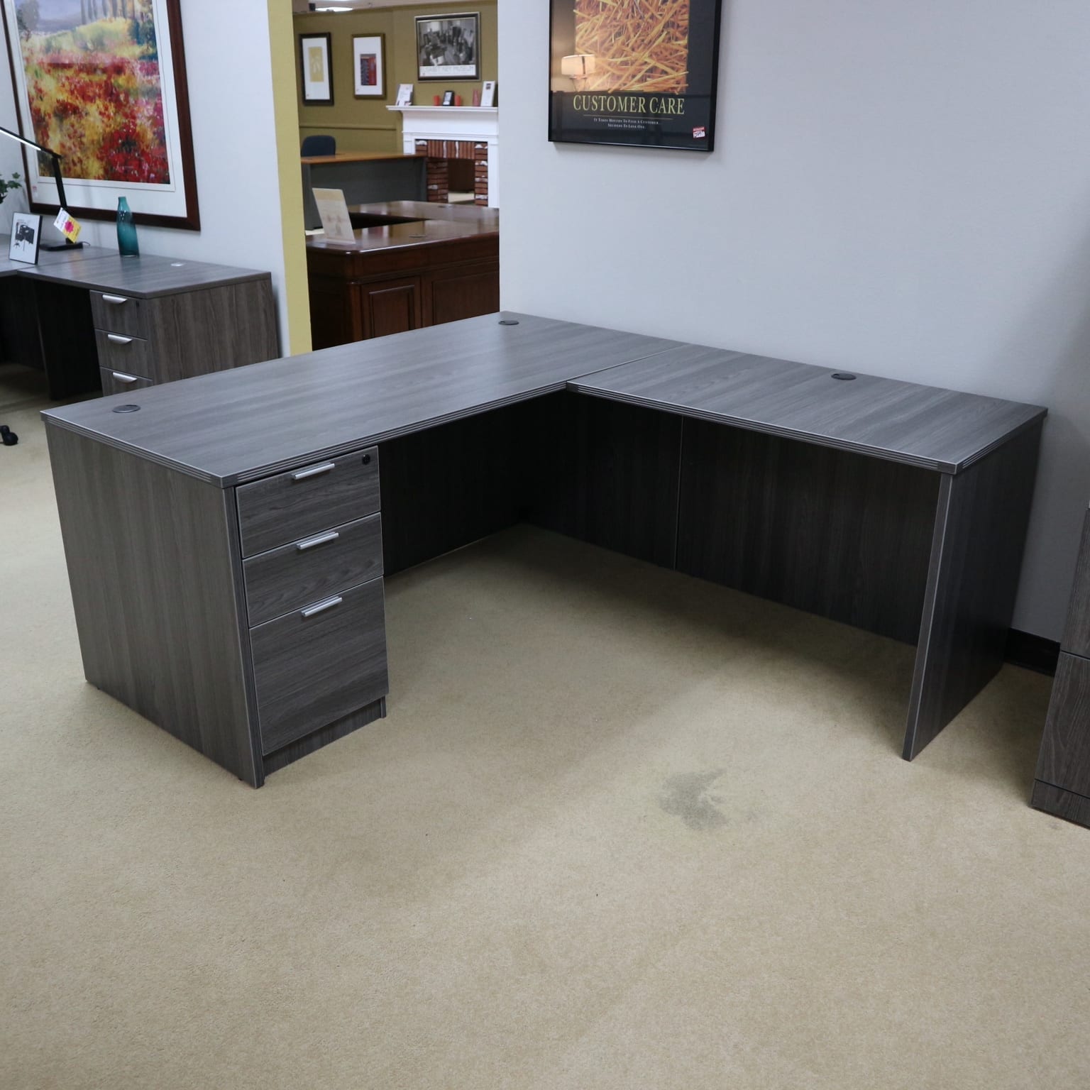 L-Shaped Desk – Office Furniture Liquidations