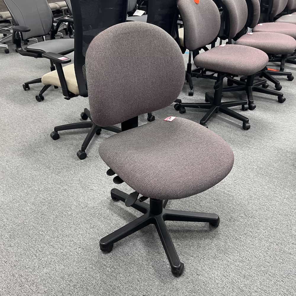 Task Chairs Archives | Office Furniture Liquidations