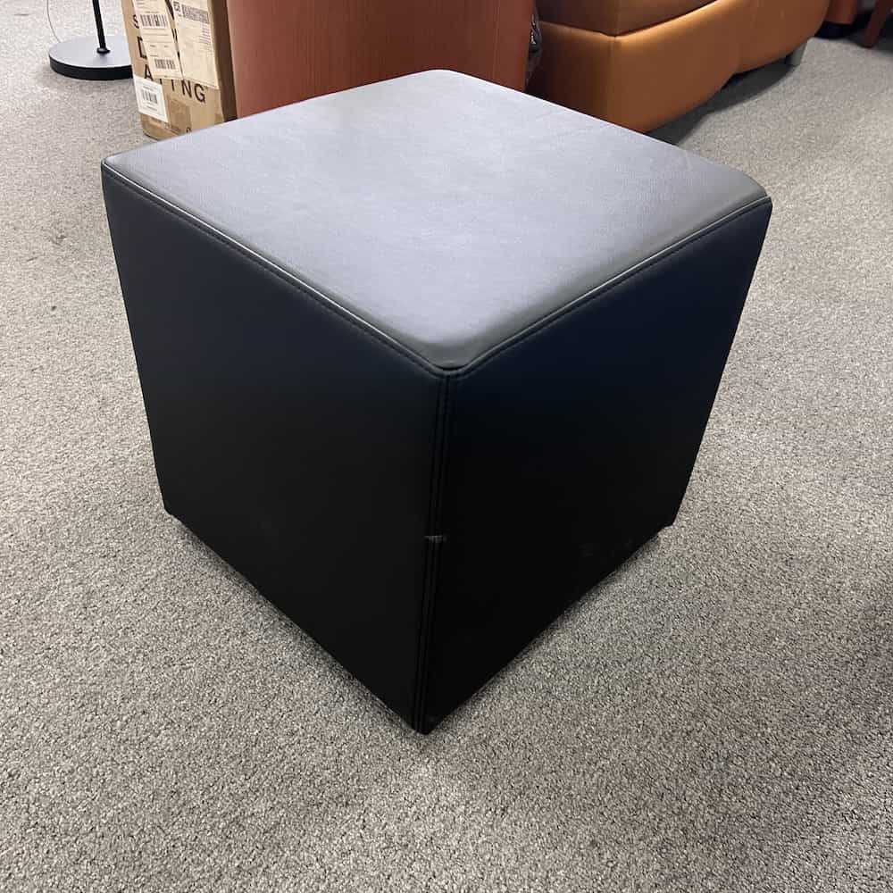 New - 17 Black Antimicrobial Vinyl Square Modular Furniture