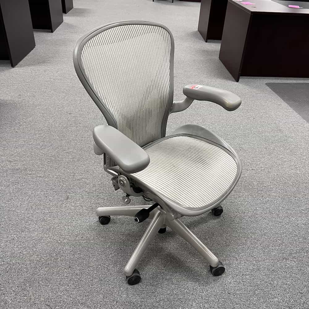 Herman Miller Aeron Mesh Desk Chair Small A fully adjustable lumbar black  mesh